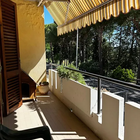 Casa Freschi * مونتيزبيرتولي