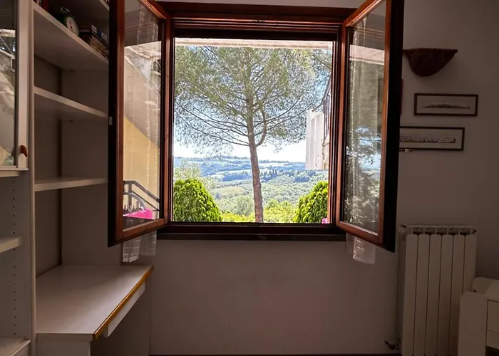 Casa Freschi مونتيزبيرتولي